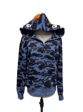 Load image into Gallery viewer, Men’s A Bathing Ape Long Sleeve Sweater, Small
