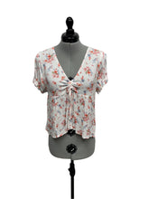 Load image into Gallery viewer, Women&#39;s Nobo Short Sleeve Top, Medium
