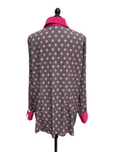 Load image into Gallery viewer, Women’s Mezon-Zamanifard Long Sleeve Blouse, Size 50
