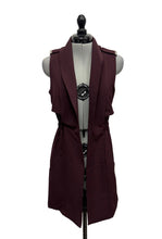 Load image into Gallery viewer, Women’s Dynamite Sleeveless Vest, XSmall
