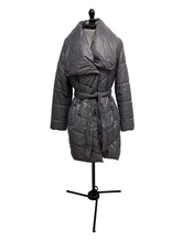 Load image into Gallery viewer, Women’s Kenneth Cole Long Sleeve Coat, Small
