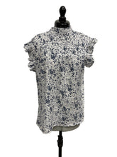 Load image into Gallery viewer, Women’s Adiva Sleeveless Blouse, Medium
