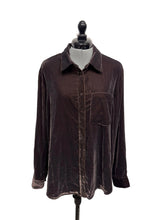 Load image into Gallery viewer, Women’s Gap Long Sleeve Sweater, Large
