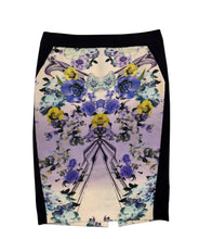 Load image into Gallery viewer, Women’s Guess by Marciano Skirt, 0
