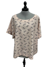 Load image into Gallery viewer, Women’s Lila Rose Short Sleeve Blouse, XL
