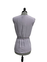 Load image into Gallery viewer, Women’s Who What Wear Sleeveless Blouse, Medium

