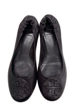 Load image into Gallery viewer, Women’s Tory Burch Flats, 10

