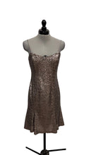Load image into Gallery viewer, Women’s Banana Republic Sleeveless Dress, Size 6

