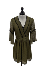 Load image into Gallery viewer, Women’s Zara Long Sleeve Dress, Medium
