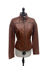 Load image into Gallery viewer, Women’s Danier Long Sleeve Jacket, XSmall
