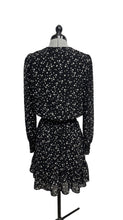 Load image into Gallery viewer, Women’s Michael Kors Long Sleeve Dress, Large
