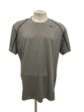 Load image into Gallery viewer, Men’s Nike  Short Sleeve Top, XL

