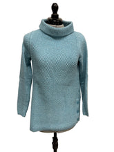 Load image into Gallery viewer, Women’s Talbots Long Sleeve Sweater, XS
