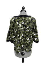 Load image into Gallery viewer, Women’s Paper Label Short Sleeve Sweater, Medium
