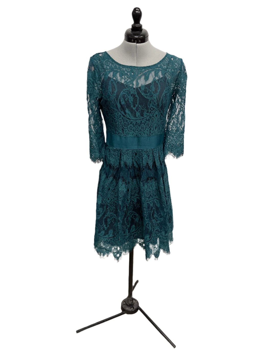 Women’s BB Dakota Long Sleeve Dress, Size 8