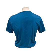 Load image into Gallery viewer, Men’s Lululemon Shirt Sleeve Shirt, Large
