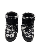 Load image into Gallery viewer, Karl Lagerfeld Moon Boots, US 8
