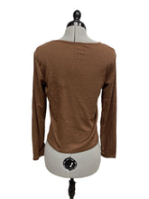 Load image into Gallery viewer, Women’s Olivia Rae Long Sleeve Top, Medium
