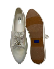 Load image into Gallery viewer, Women’s Keds Sneakers, Size 8.5
