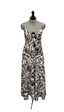 Load image into Gallery viewer, Women’s Zara Sleeveless Dress, Medium

