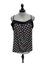 Load image into Gallery viewer, Women’s Banana Republic Sleeveless Blouse, Large
