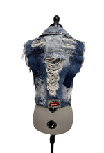Load image into Gallery viewer, Women’s Phillip Plein Sleeveless Vest, Large
