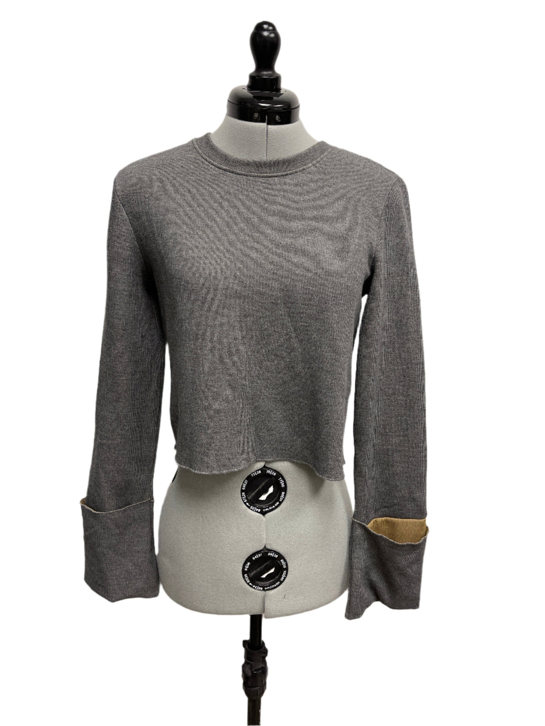 Women’s Zara Long Sleeve Sweater, Small