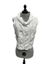 Load image into Gallery viewer, Women’s Liv by habitat clothes Sleeveless Top, Size 1
