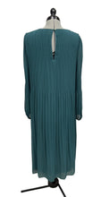 Load image into Gallery viewer, Women’s Wilfred Long Sleeve Dress, Medium
