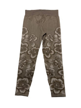Load image into Gallery viewer, Women’s Aerie Leggings, Large
