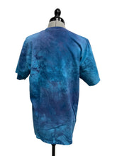 Load image into Gallery viewer, Men’s Liquid Blue Pink Floyd Short Sleeve Top, Large
