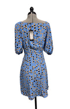 Load image into Gallery viewer, Women’s Vero Moda Short Sleeve Dress, Large
