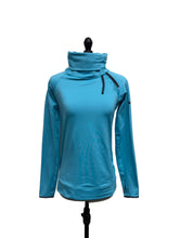 Load image into Gallery viewer, Women’s Nike Long Sleeve Sweater, Small

