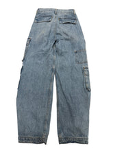 Load image into Gallery viewer, Women’s Denim Forum Jeans, 23
