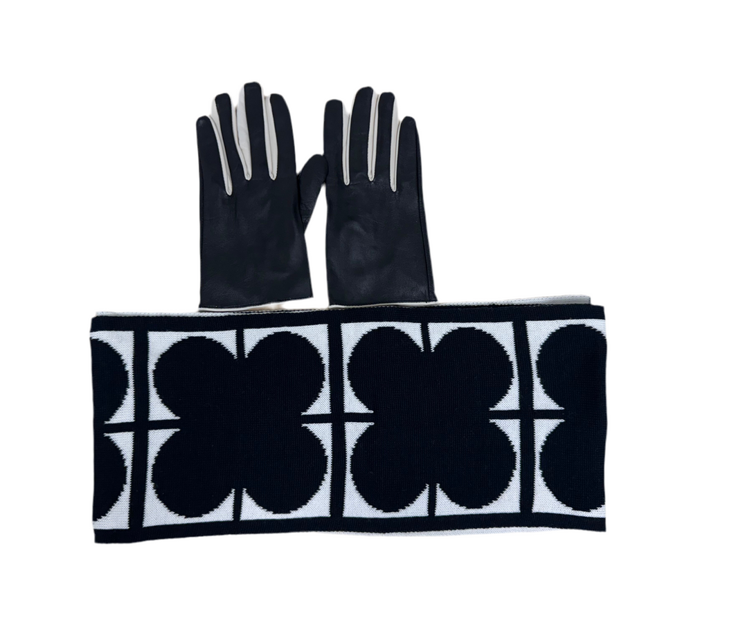 Women’s Liz Claiborne Gloves and Scarf
