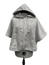 Load image into Gallery viewer, Women’s la Vie en Rose Sleeveless Sweater, O/S
