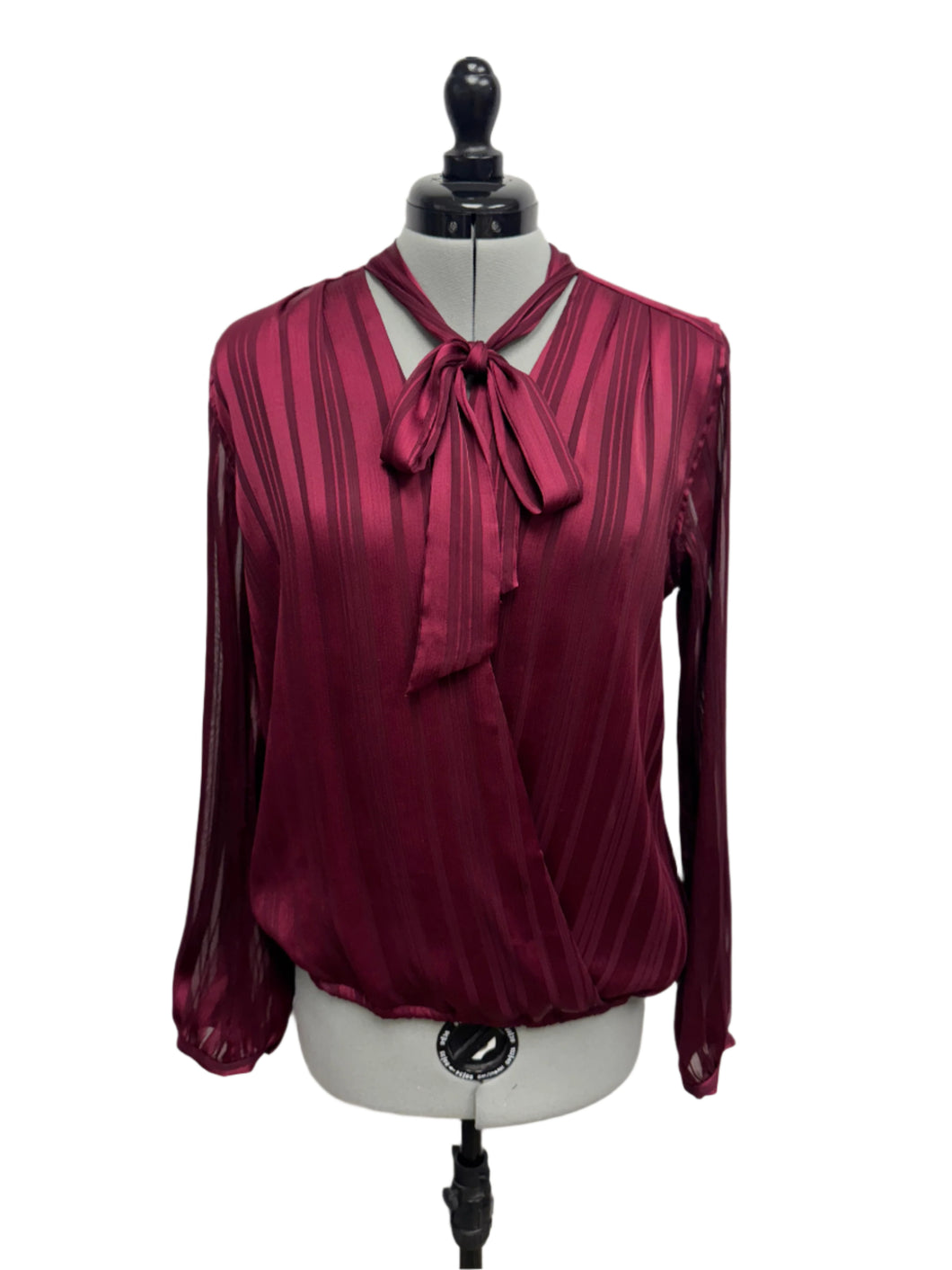 Women’s Guess Long Sleeve Blouse, Small