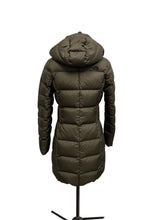 Load image into Gallery viewer, Women’s North Face Long Sleeve Jacket, XS
