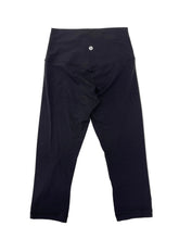 Load image into Gallery viewer, Women’s Lululemon Leggings, 4
