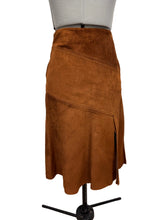 Load image into Gallery viewer, Women’s Danier Skirt, Size 4
