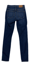 Load image into Gallery viewer, Women’s Madewell Jeans, 25
