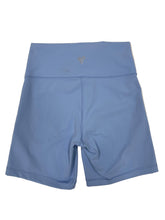 Load image into Gallery viewer, Women’s TNA shorts, Medium
