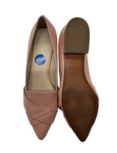Load image into Gallery viewer, Women’s Cole Haan Shoes, 6.5
