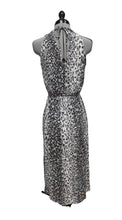 Load image into Gallery viewer, Women’s Banana Republic Sleeveless Dress, Size 0
