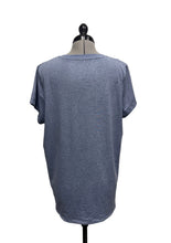 Load image into Gallery viewer, Women’s Athleta Short Sleeve Top, Extra Large
