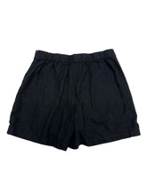 Load image into Gallery viewer, Women’s Banana Republic Shorts, Medium

