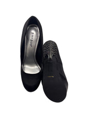 Load image into Gallery viewer, Women’s Bamboo Stiletto Shoes, Size 7

