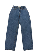 Load image into Gallery viewer, Women’s Abercrombie and Fitch Jeans, 24
