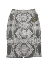 Load image into Gallery viewer, Women’s Cyrus Skirt, 10
