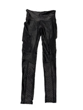 Load image into Gallery viewer, Women’s Spanx Leggings, Medium
